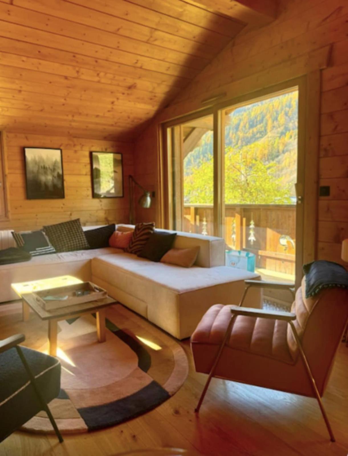 Family In Tour-argentiere Chalet Chamonix